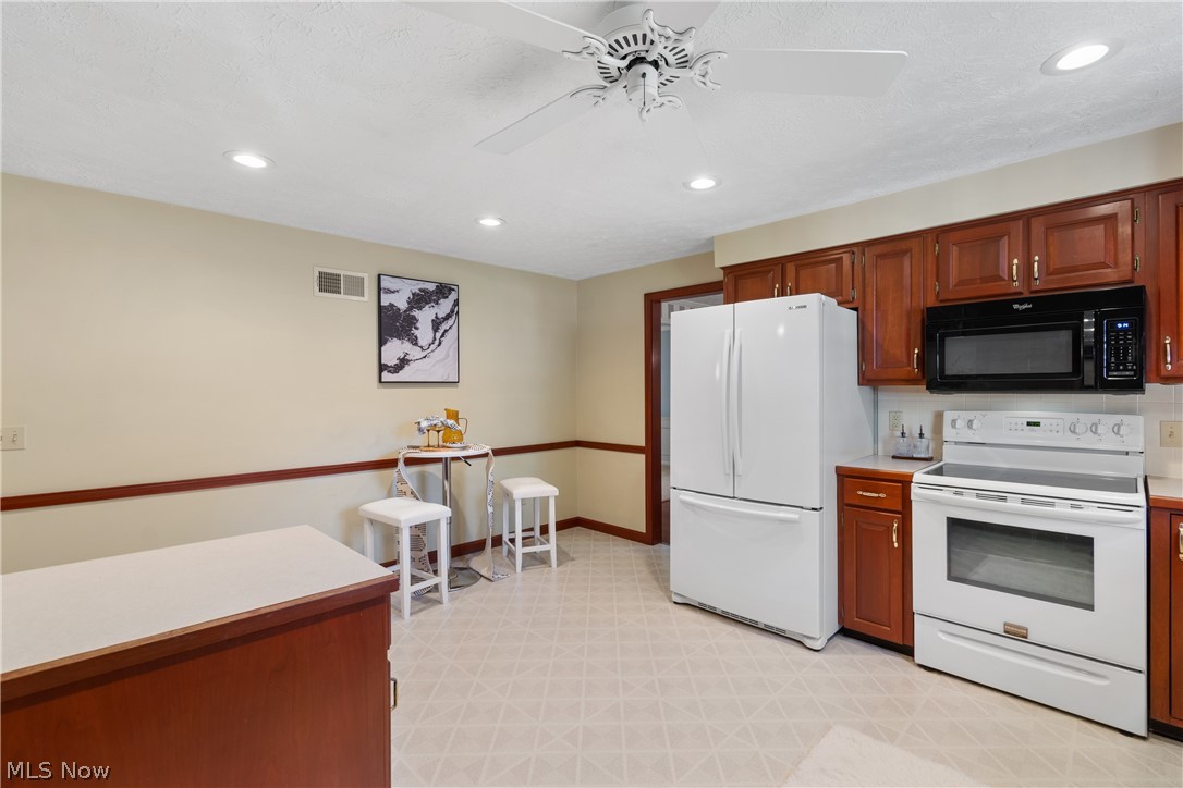1300 7th Street NE