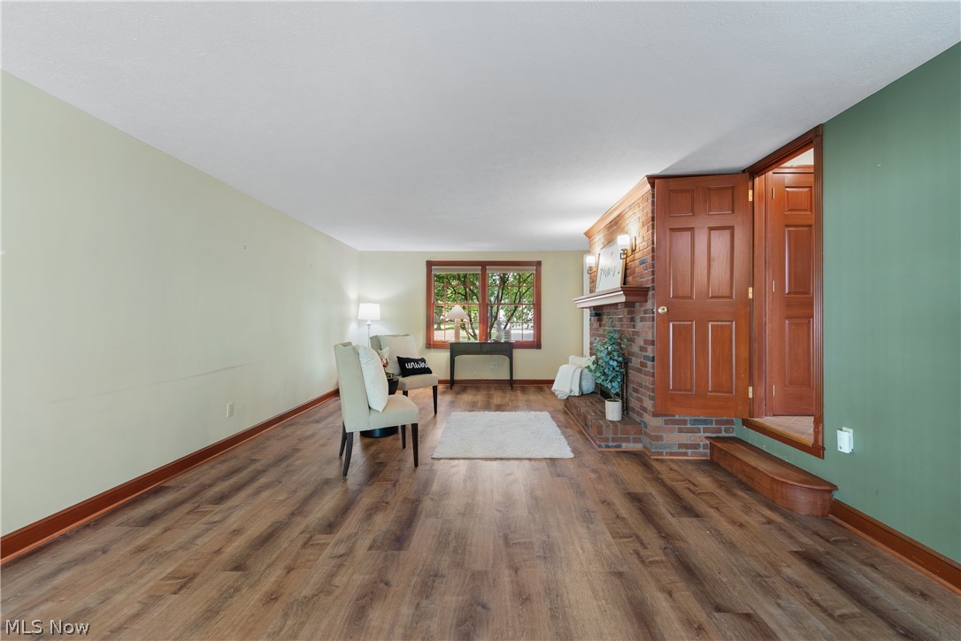 1300 7th Street NE