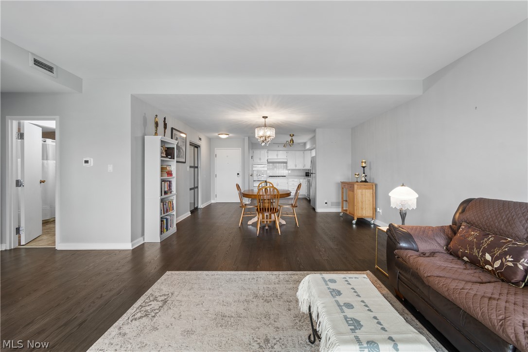 275 N Portage Path 6C