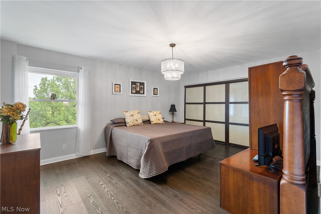 275 N Portage Path 6C