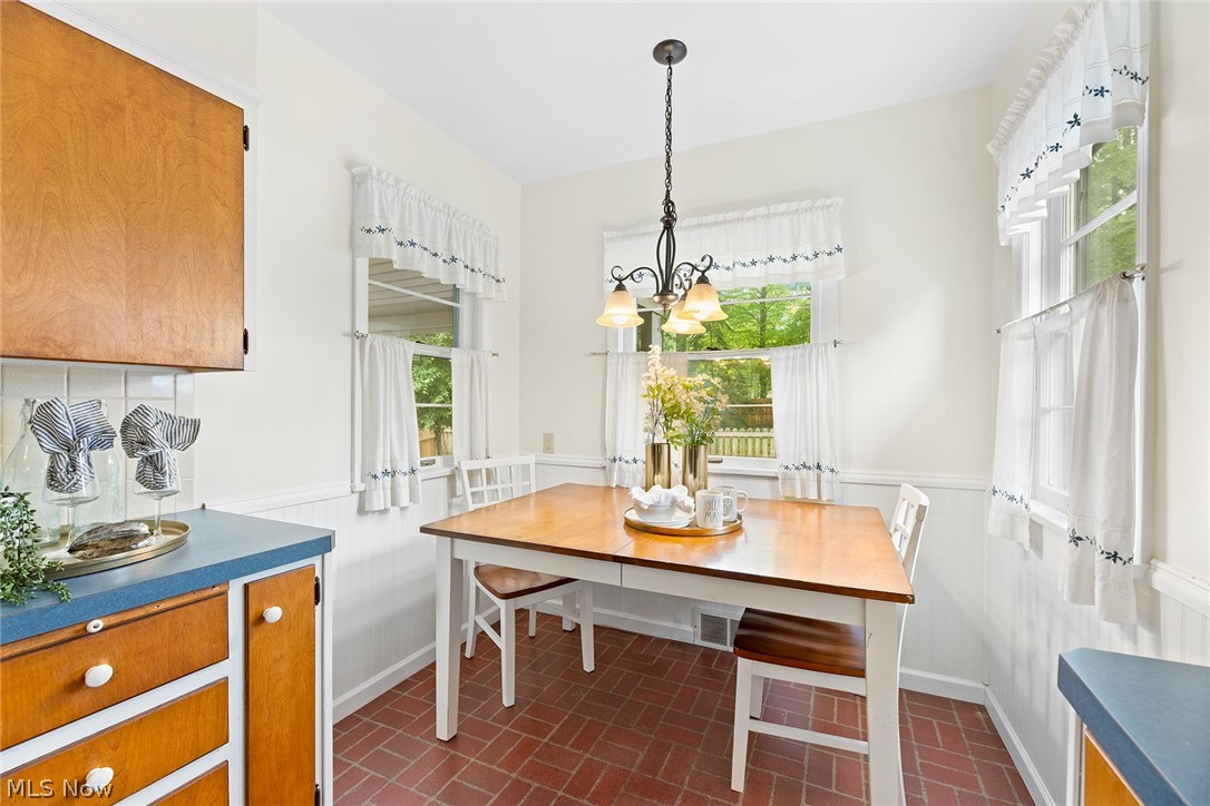 3668 Elm Road