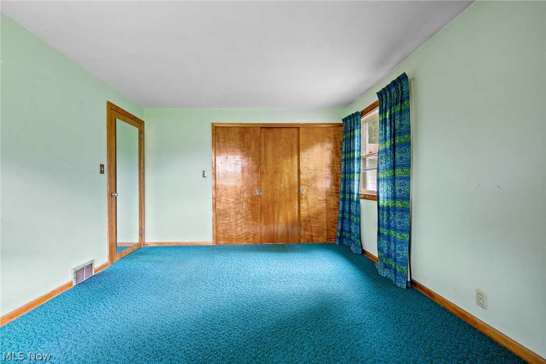 806 E Warner Road
