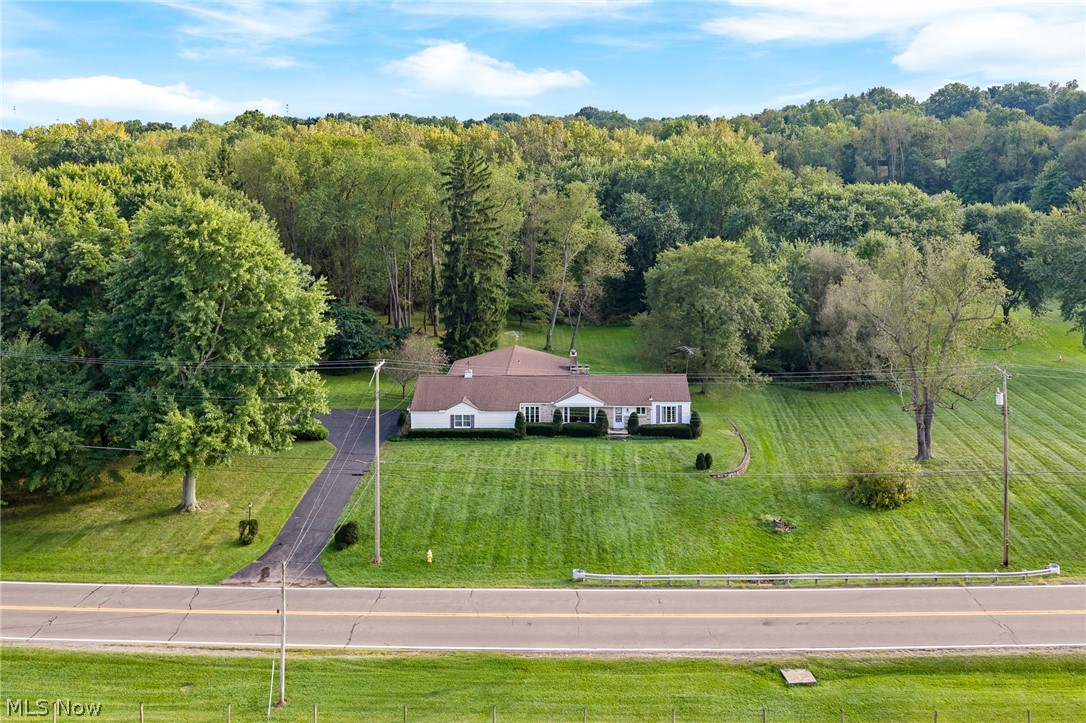 806 E Warner Road