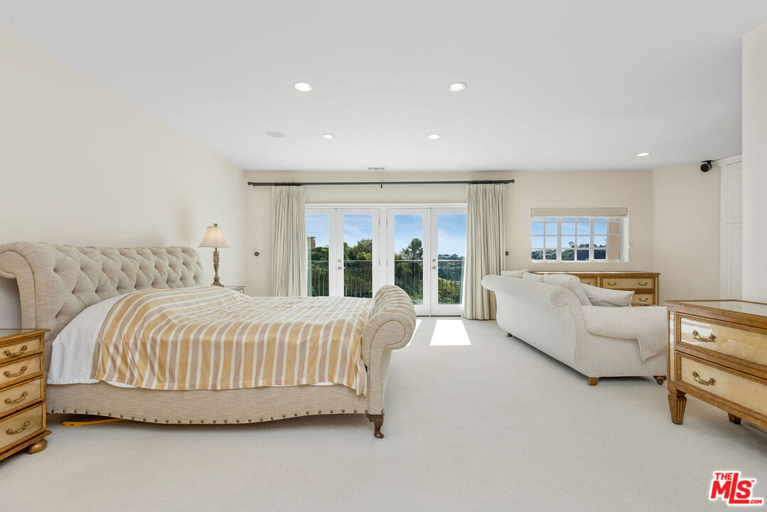 1922 Bel Air Rd