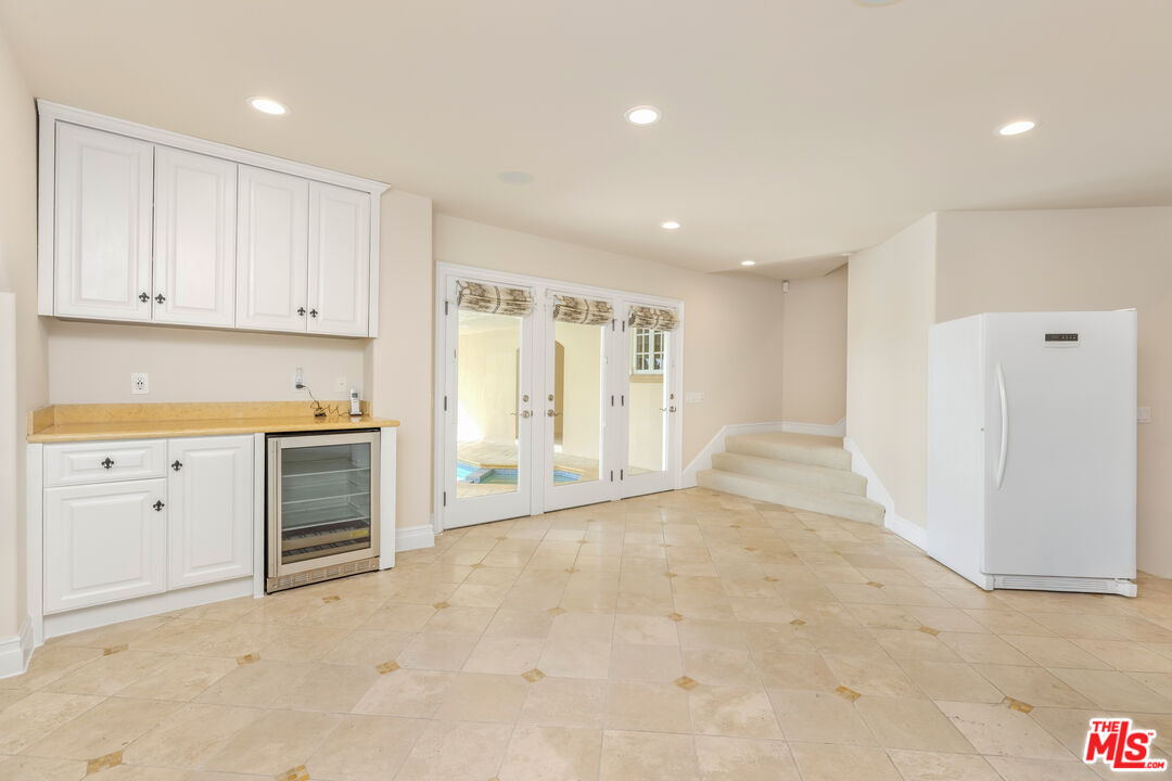 1922 Bel Air Rd