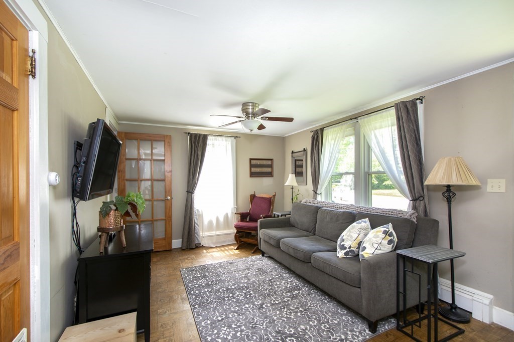 142 Walnut St