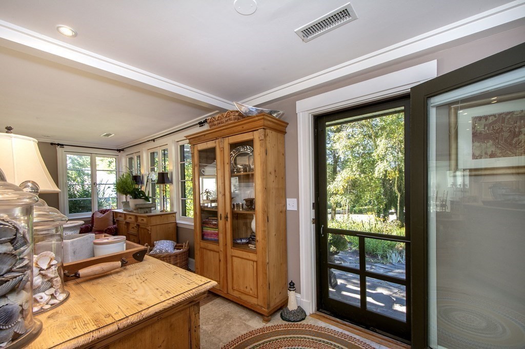 27 Clay Spring Road