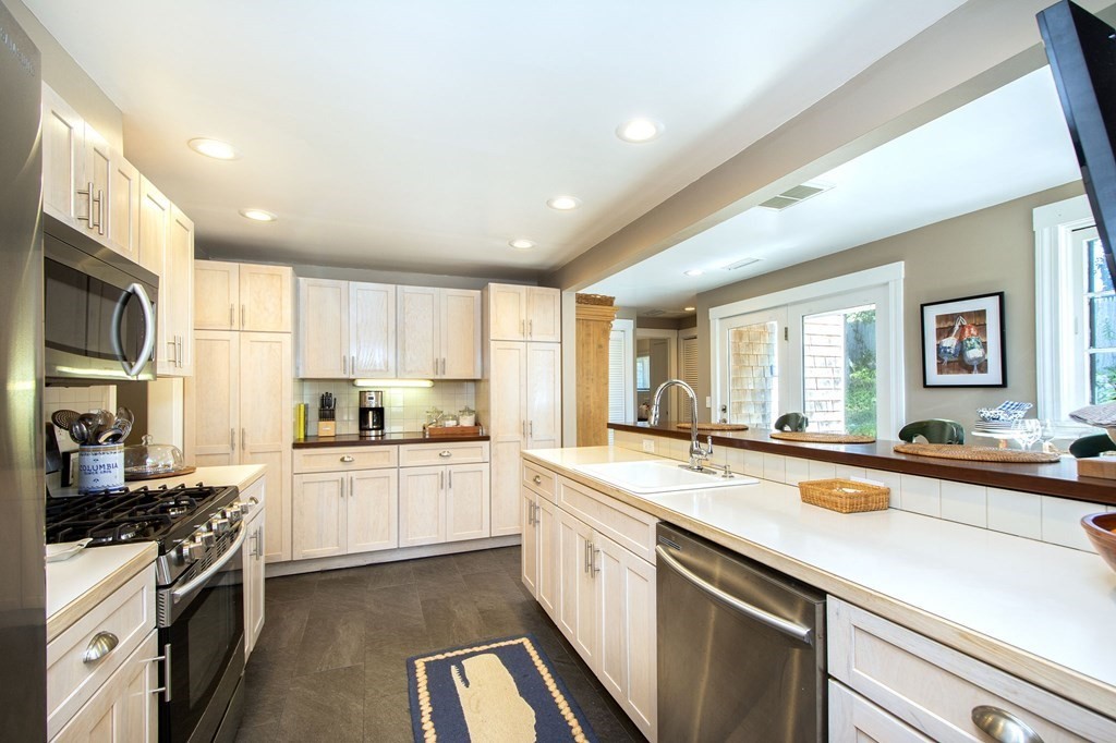 27 Clay Spring Road