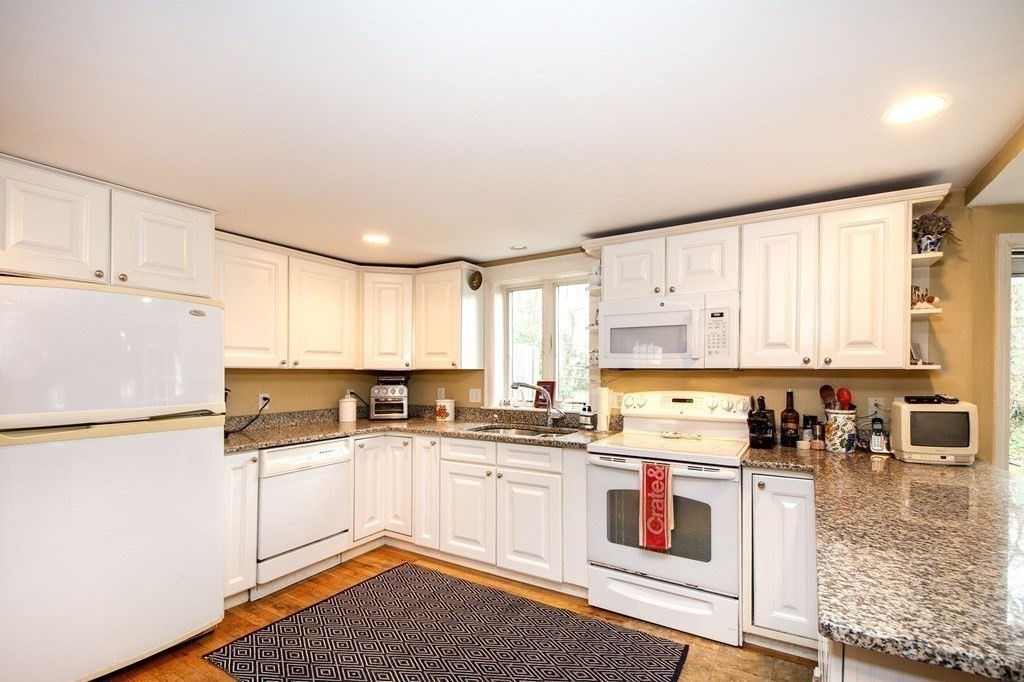 39 Creelman Dr