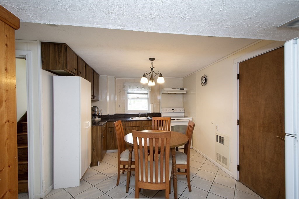 31 Winding Way