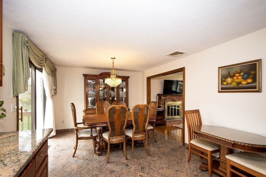 31 Winding Way