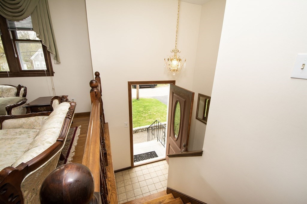 31 Winding Way