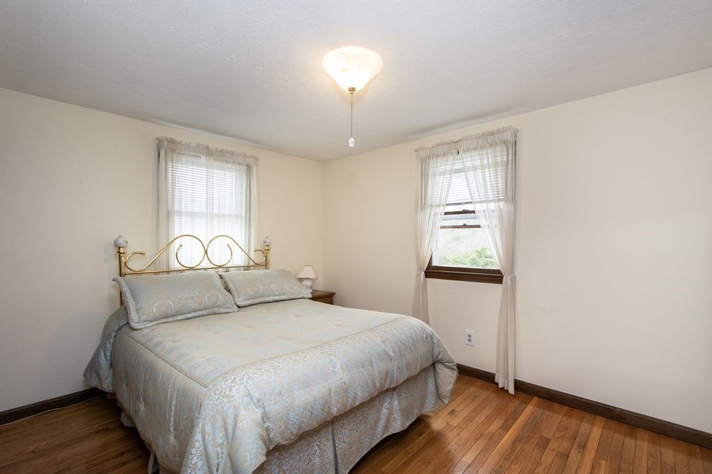 31 Winding Way