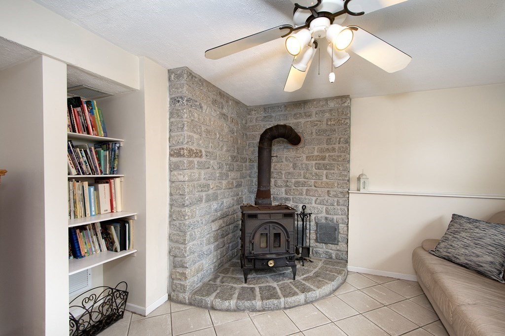 31 Winding Way