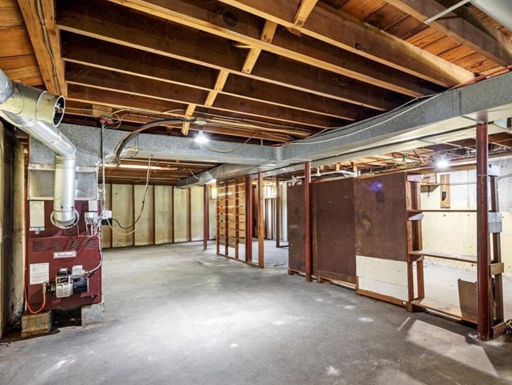 440 Thicket St.
