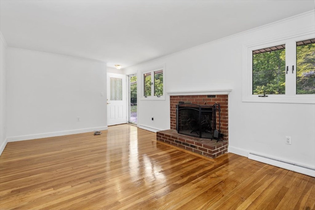 440 Thicket St.