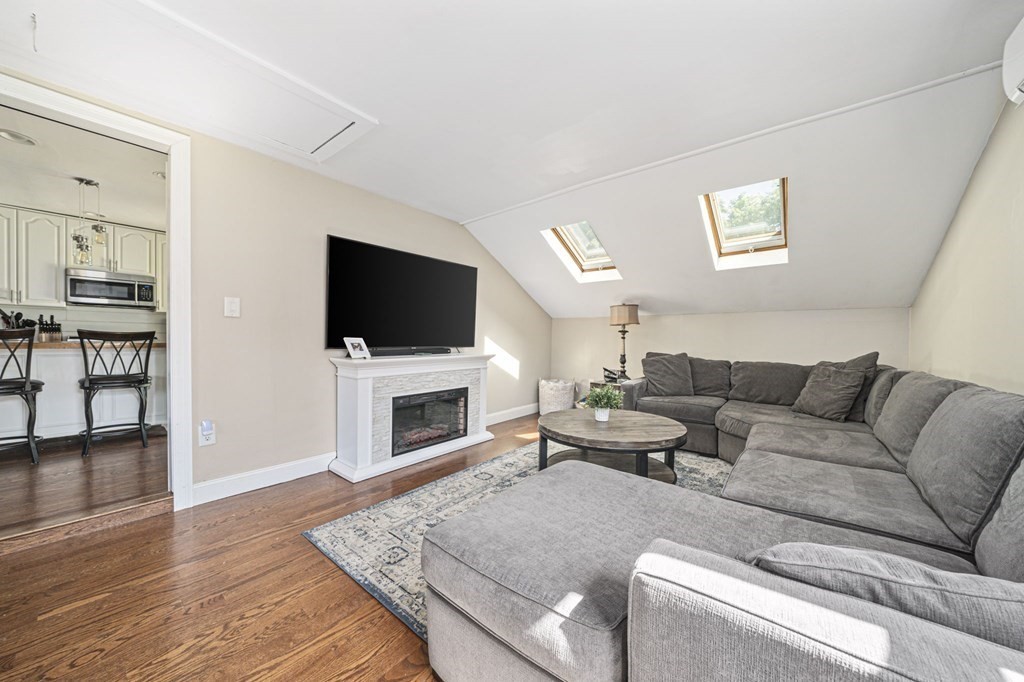 14 Chandler Dr