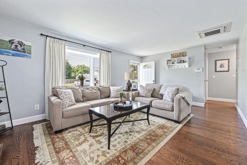 14 Chandler Dr