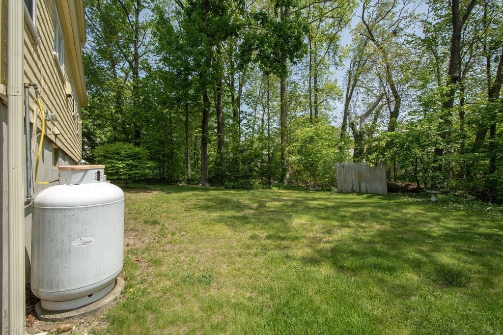 26 Bayberry Ln
