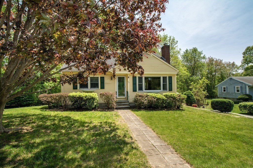 26 Bayberry Ln