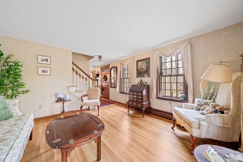 105 Forest St