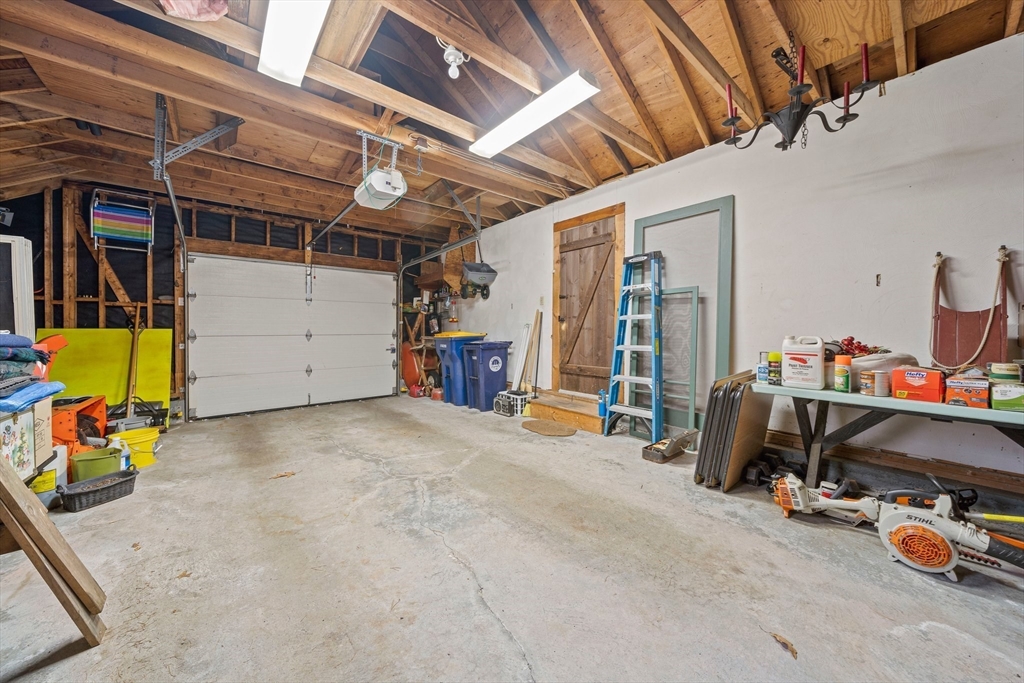 105 Forest St