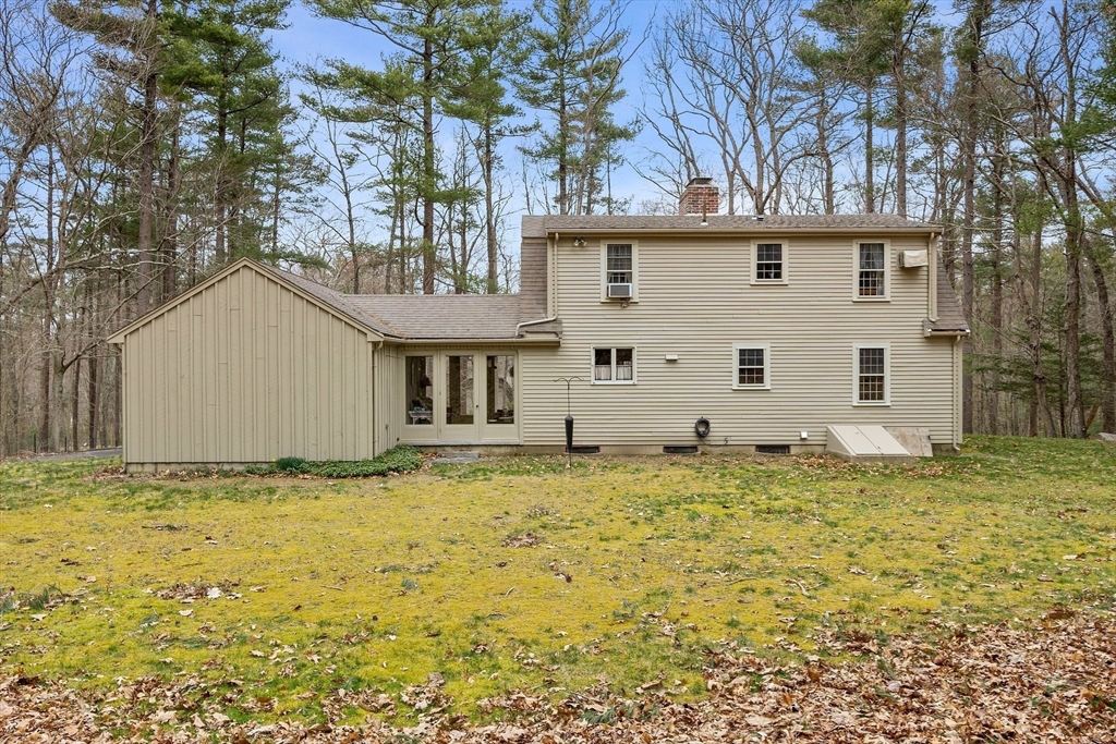 105 Forest St