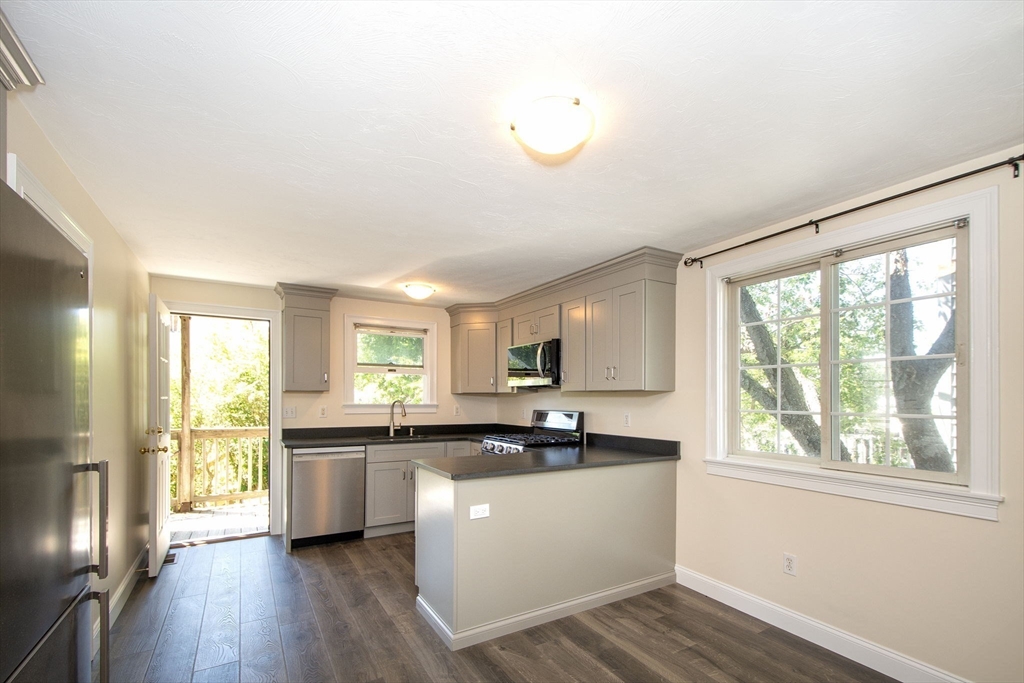6 Lincoln Street # 1