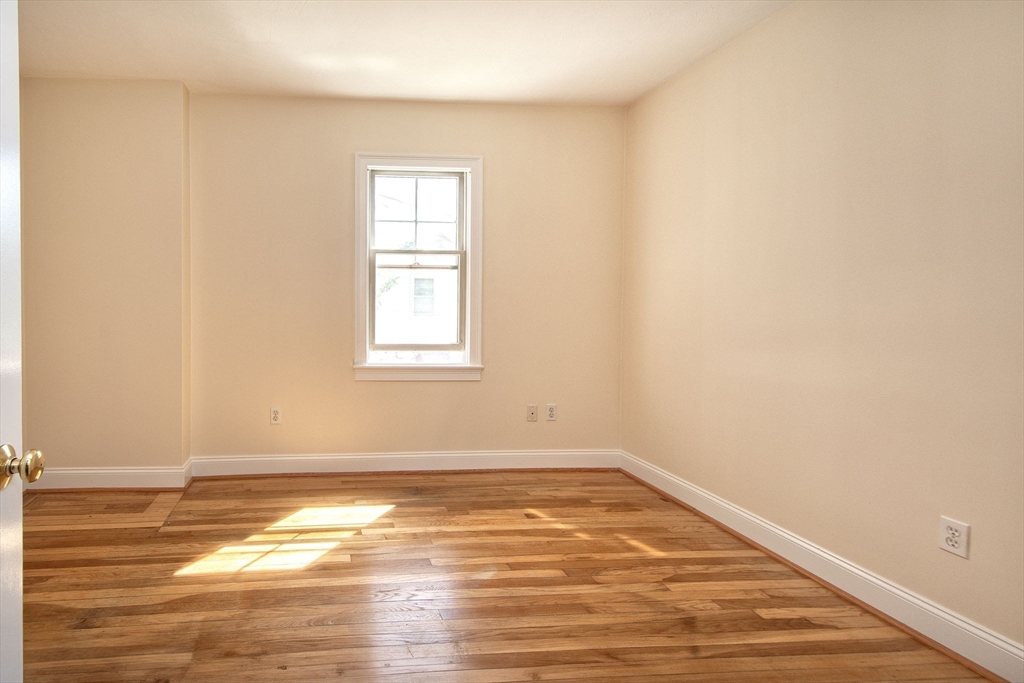 6 Lincoln Street # 1