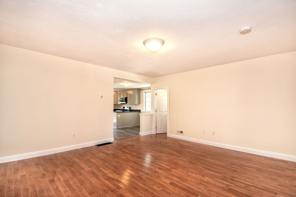 6 Lincoln Street # 1