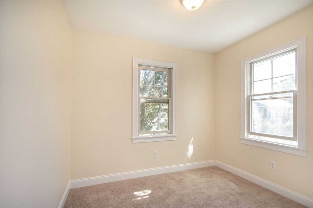 6 Lincoln Street # 1