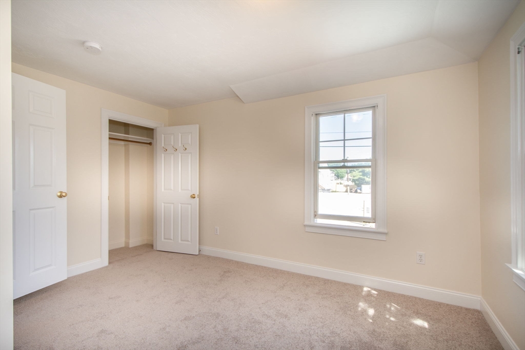 6 Lincoln Street # 1