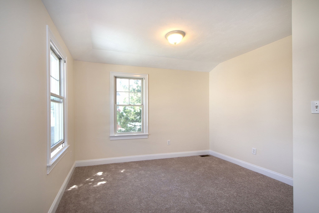 6 Lincoln Street # 1