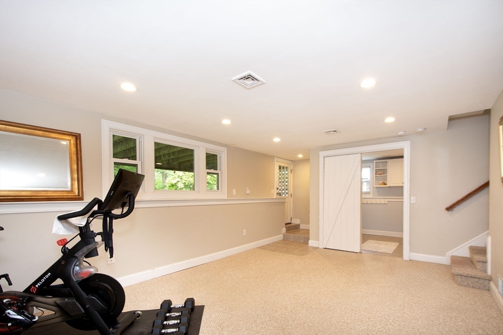 16 Fisher Rd