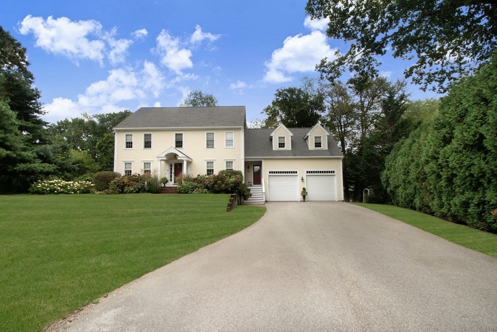 24 Wood Way