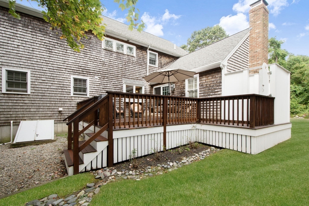 24 Wood Way