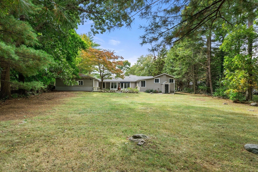 244 King St