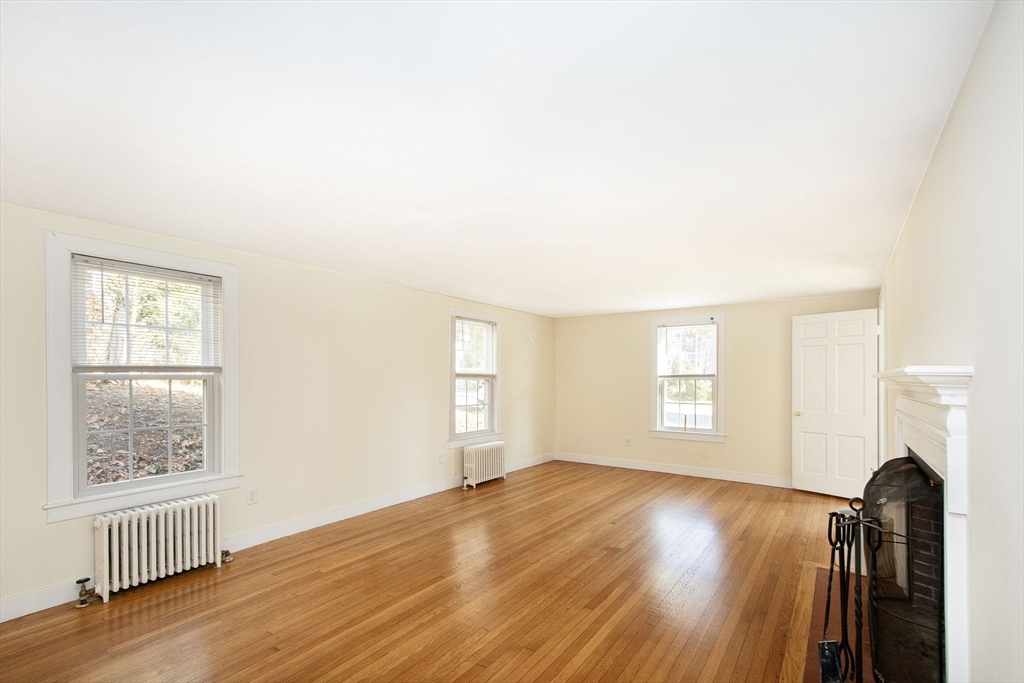 22 Red Gate Ln # 1