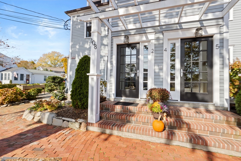 108-110 Elm St # 2