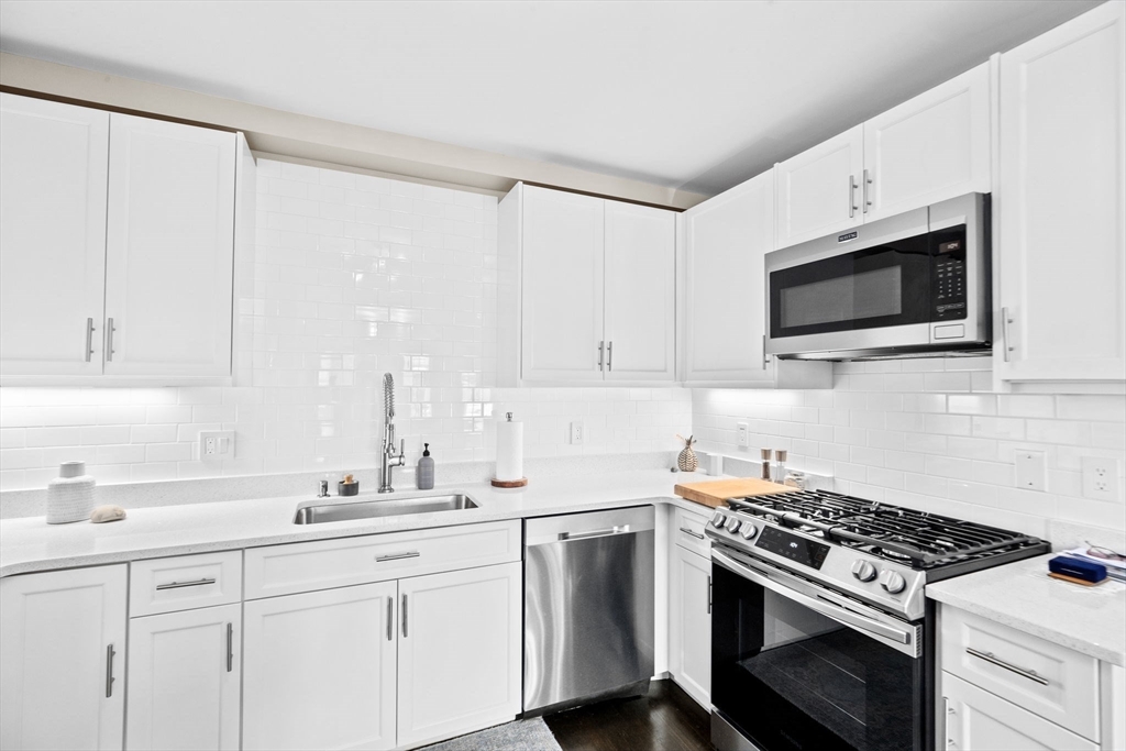 108-110 Elm St # 2
