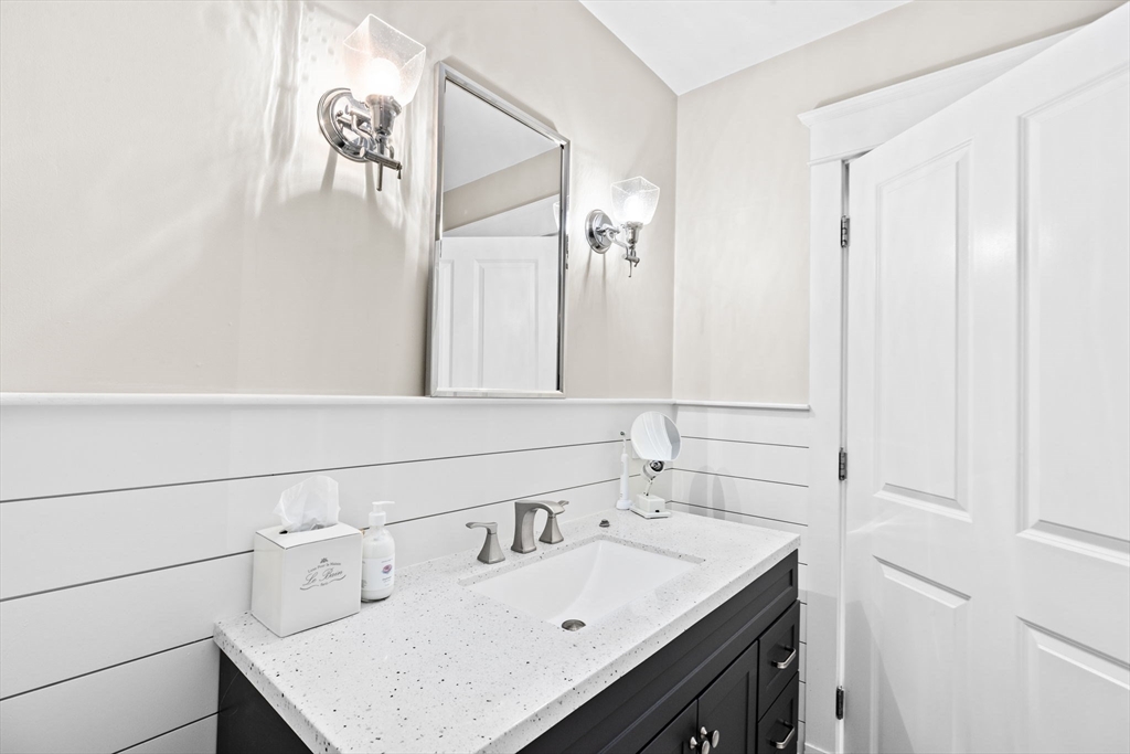 108-110 Elm St # 2