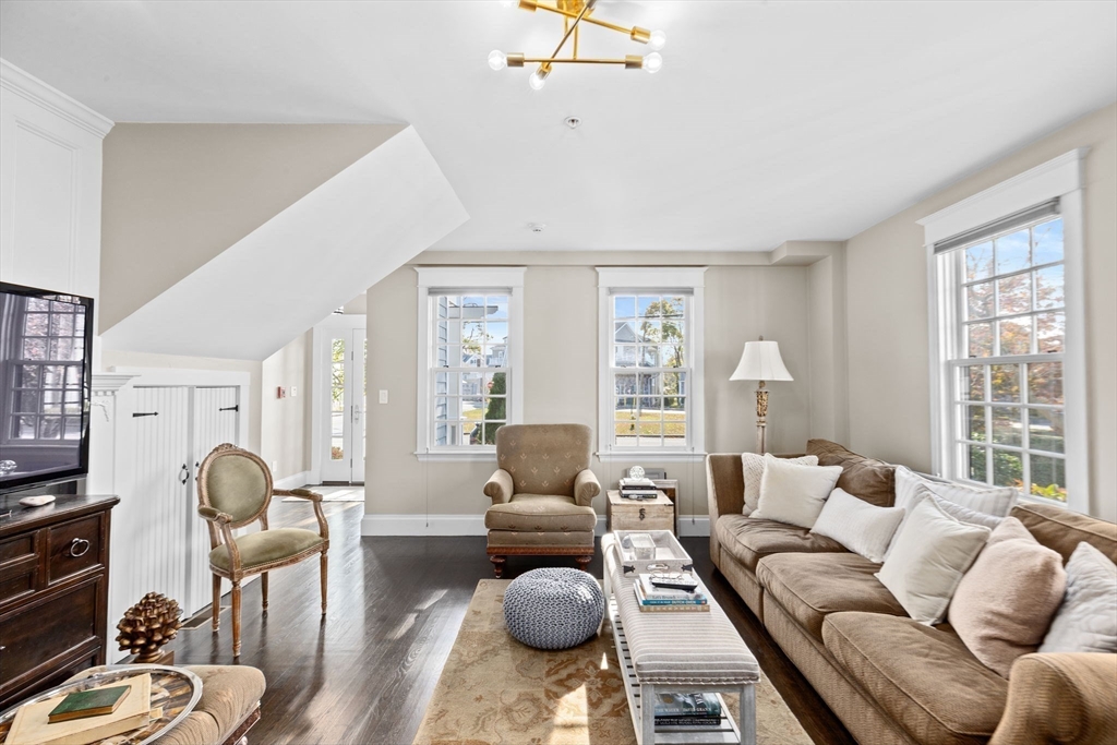 108-110 Elm St # 2