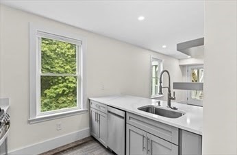 56 Spring St # 2