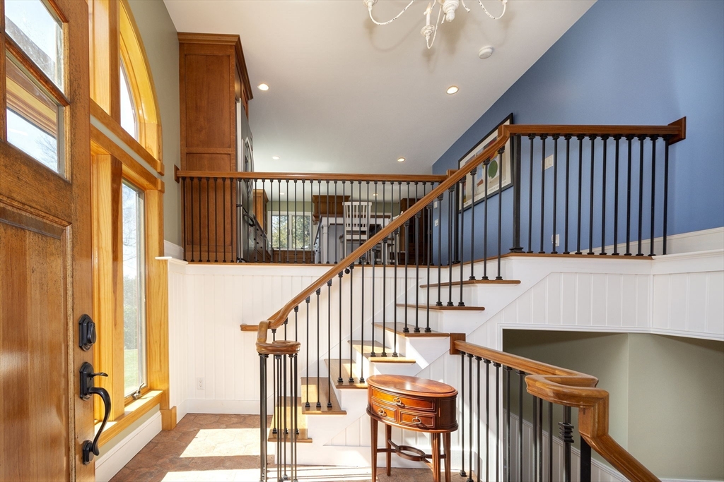4 Manor Way