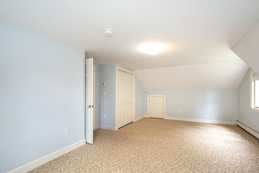 4 Manor Way