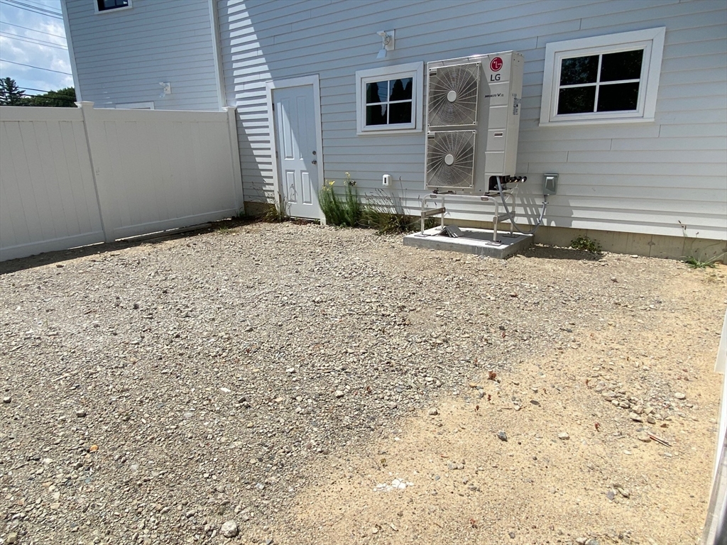 808 Chief Justice Cushing Hwy # 2, Cohasset Unit: 2