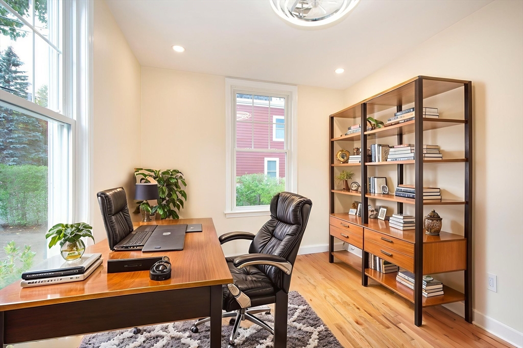 62 Spring St # 0, Cohasset Unit: 0