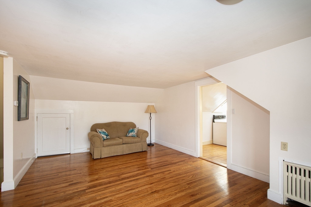 55 Bancroft Rd