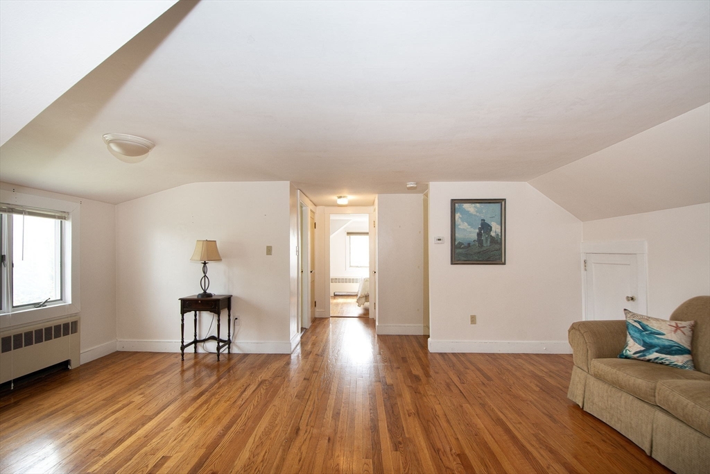 55 Bancroft Rd