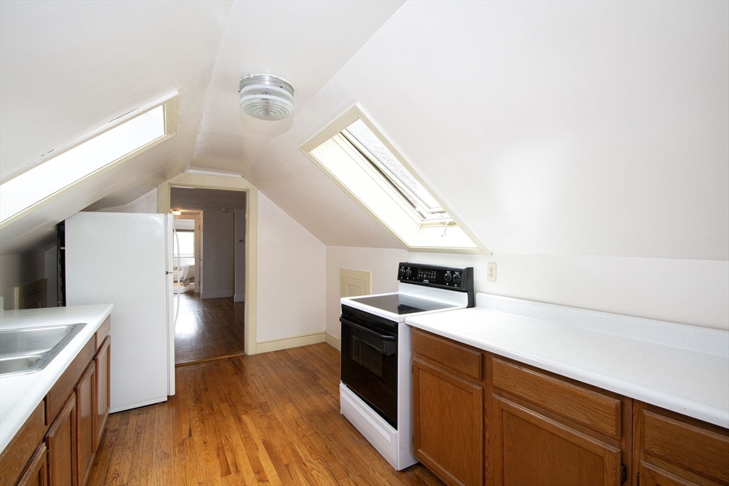 55 Bancroft Rd